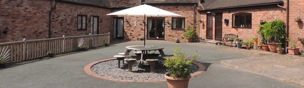 Отель The Manor Coach House Hindlip Экстерьер фото