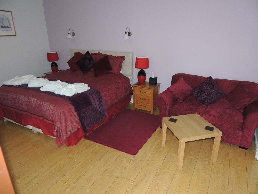 Отель The Manor Coach House Hindlip Экстерьер фото
